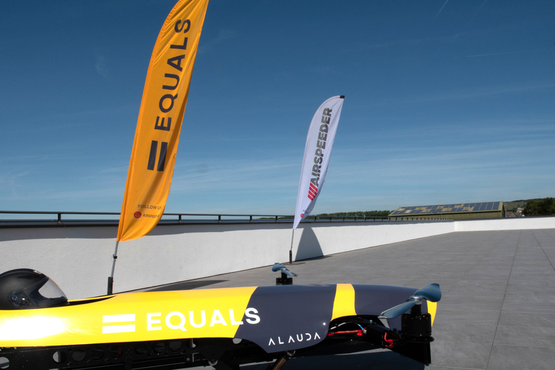 Illustration for article titled Airspeeder Wants to Reinvent Racing With Single-Seat Flying Electric Cars